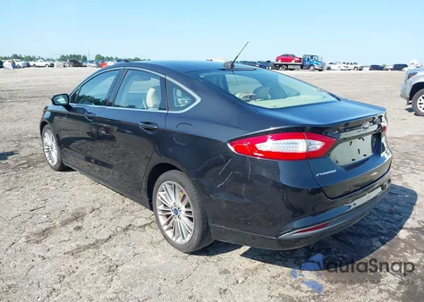 2015 Ford Fusion Se z USA, uszkodzony, nr VIN 3FA6P0HD2FR274313